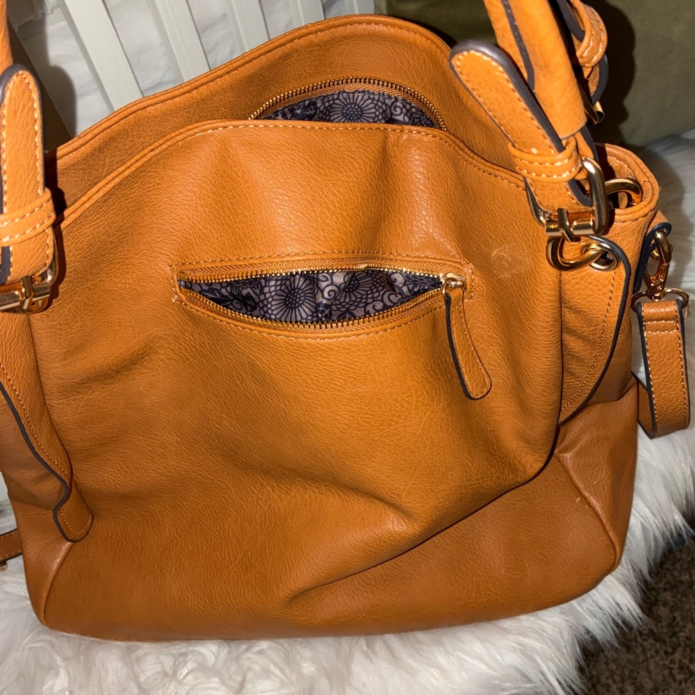 Urban Expressions Handbag Tote Style (Pecan Color) - Picture 6 of 14